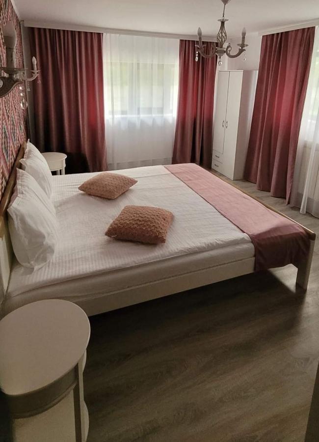 Casa Domneasca Hotell Giurgiu Exteriör bild